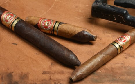 Bannière : Guide des vitolas Hemingway Arturo Fuente, du Short Story au Masterpiece